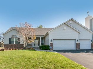 2045 Newcastle Rd, Marion, IA 52302