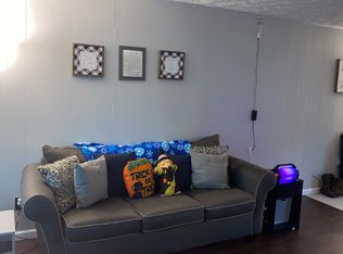 900 Crique Side Dr, Morehead, KY 40351