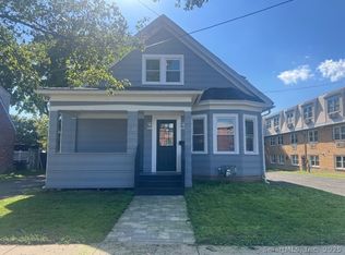 322 Blake St, New Haven, CT 06515