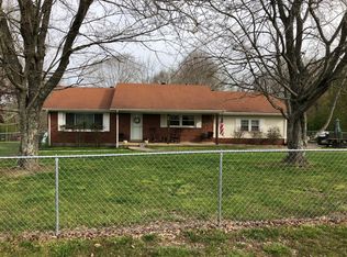 988 Yellow Ck Rd, Dickson, TN 37055