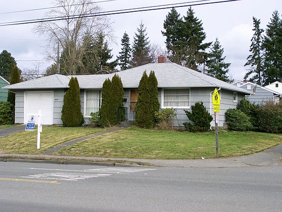5th image of 4401 N Pearl St
