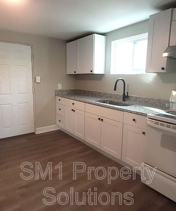 4th image of 1416 Furlough Ave