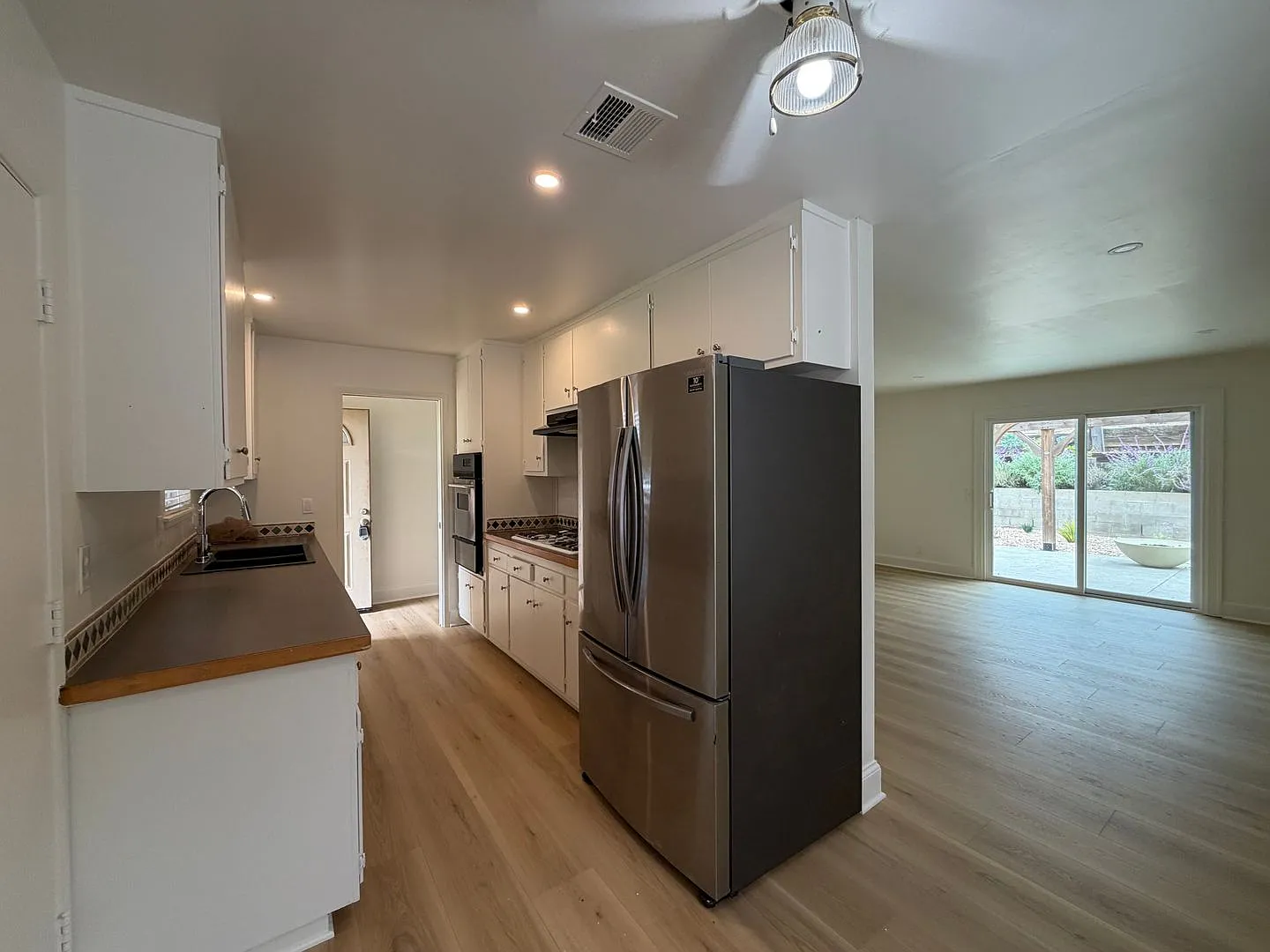 Goleta Gem- 3 bdrm/2 bath — Photo 3