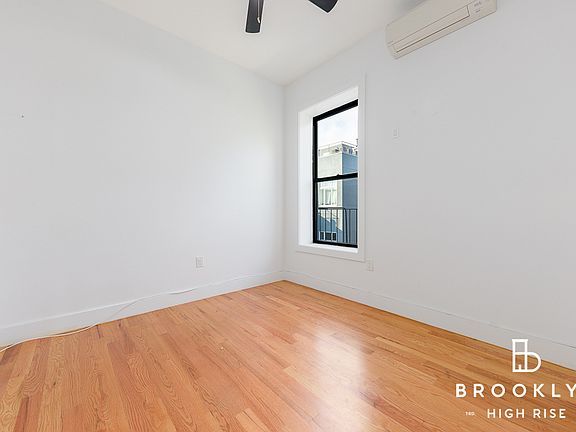 4th image of 279 Kosciuszko St #306