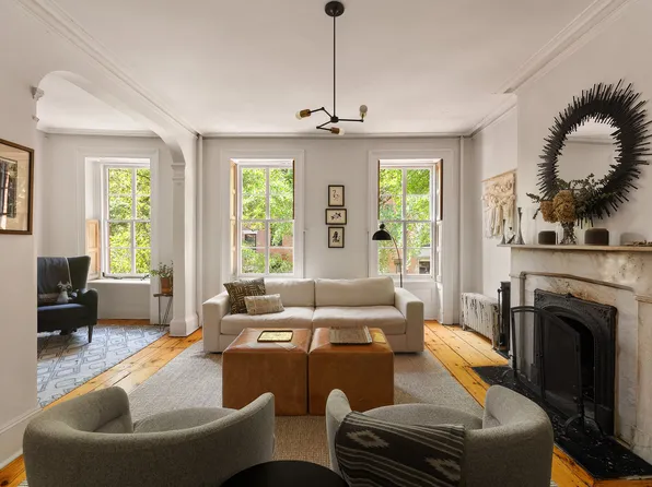 433 Pacific Street image 17 of 20