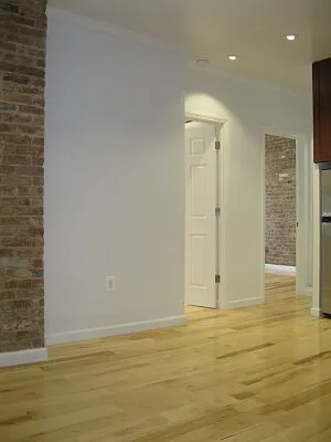 Rented by Tower Brokerage | media 23