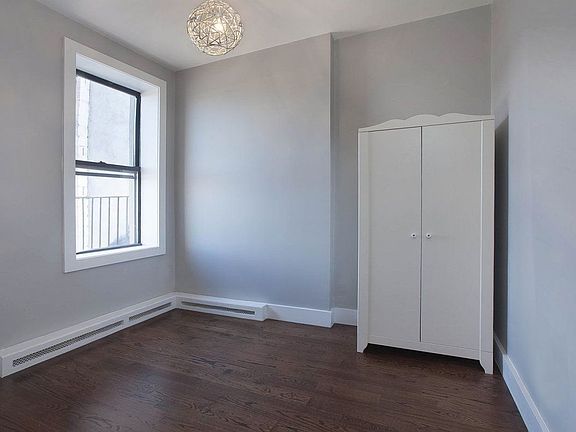 4th image of 2918 Frederick Douglass Blvd #1