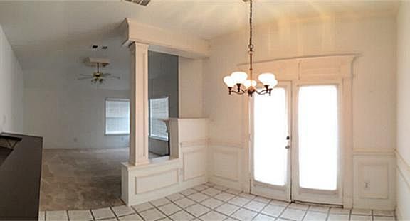 4th image of 7633 Parkwood Plaza Dr