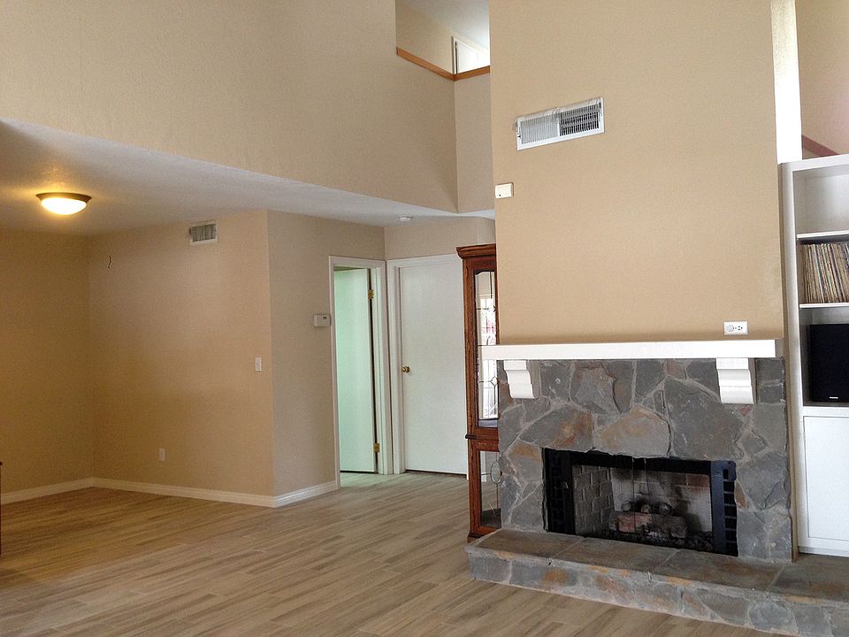 1st image of 4039 Grasmere Ave