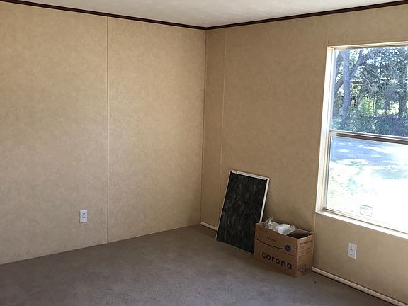 5th image of 202 N Kellie Ave
