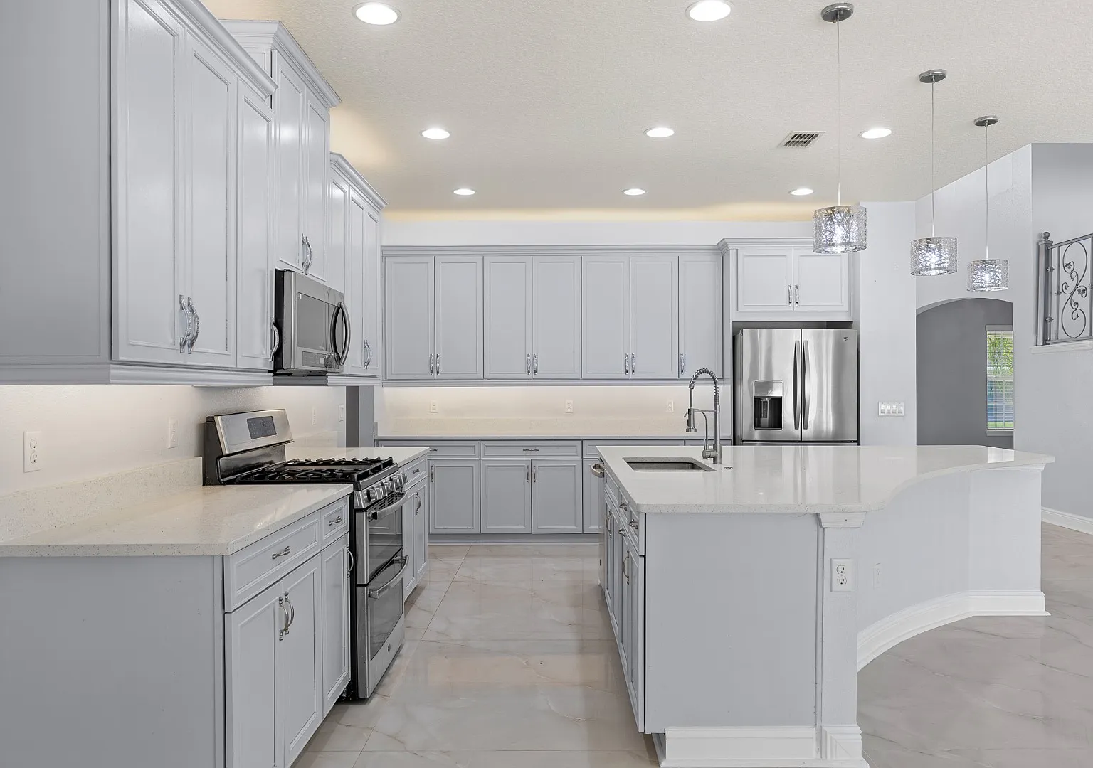 Spacious 6-Bedroom Home Near Lake Nona | 3-Car Garage + Tesla Charger — Photo 4