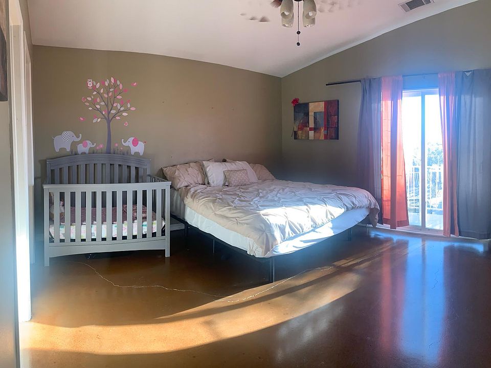 1st image of 16511 Avenida Merced