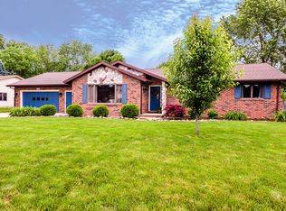 1385 Buckhorn St, Saint Joseph, MI 49085