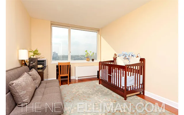 Sold by Douglas Elliman | media 22