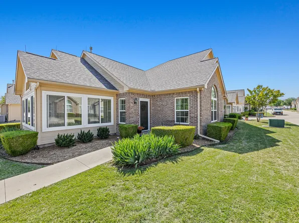 2601 Marsh Ln Unit 84, Plano, TX 75093