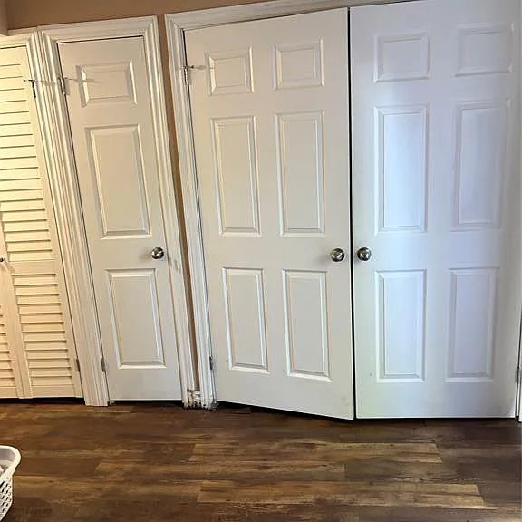 6266 Thornberry Cres — Photo 4