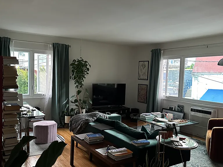 1477 Havenhurst Dr #2 — Photo 12