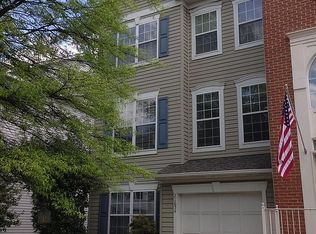 21654 Frame Sq, Ashburn, VA 20148