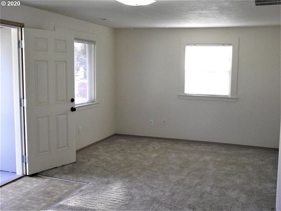 5th image of 2510 Rossiter Ln