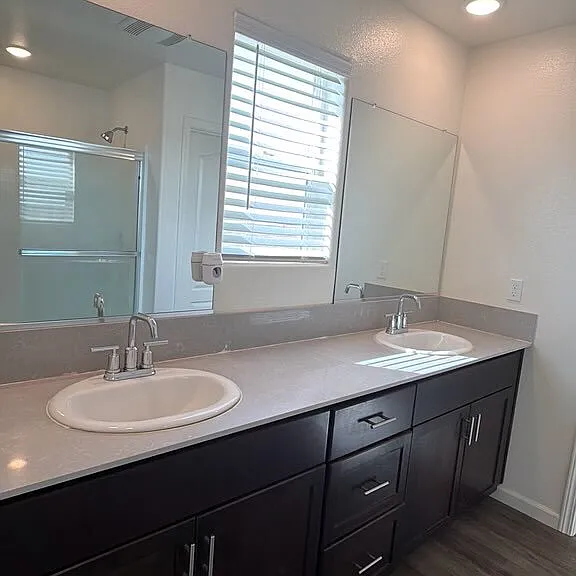 4265 Freemark Ave — Photo 22