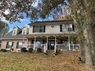 126 Aspen Ln, Oliver Springs, TN 37840