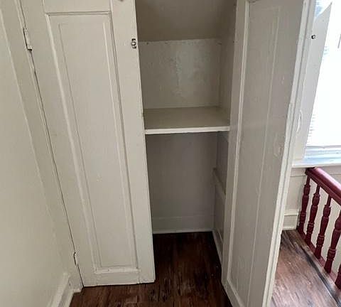 4th image of 710 E Pear St APT 2