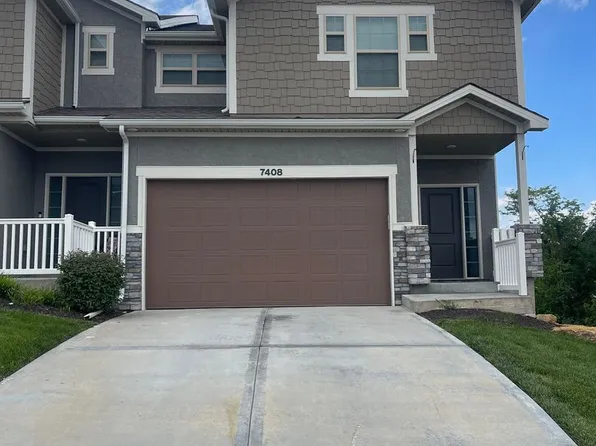 7408 Grand Slam St #42-D, Parkville, MO 64152
