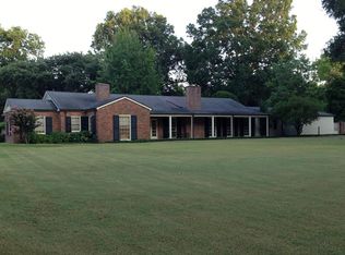 135 Bayou Rd, Greenville, MS 38701