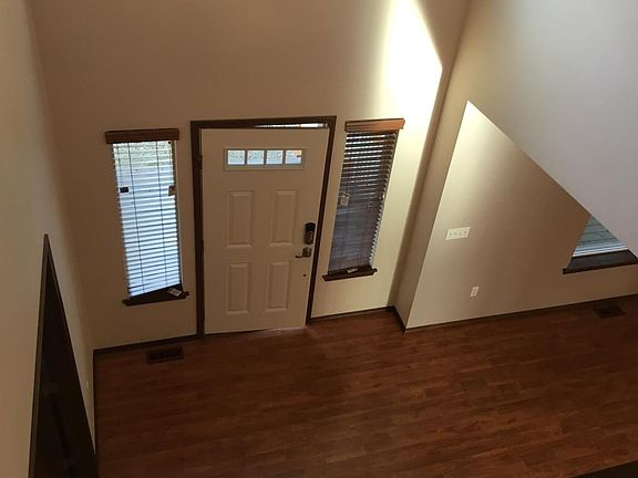 2nd image of 24319 NE 25th St