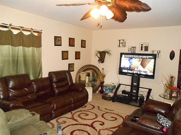 2nd image of 317 Carter Blvd