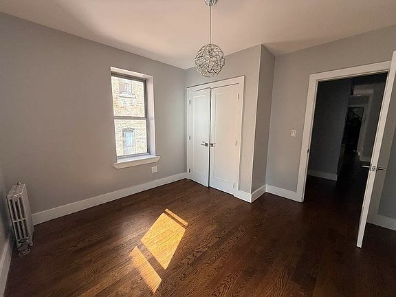 5th image of 558 W 193rd St APT 3D