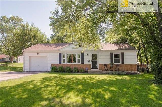 Charming remodeled Mission home on oversized corner lot