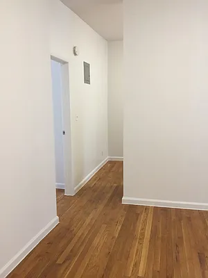 Rented by GreenVill Real Estate LLC | media 17