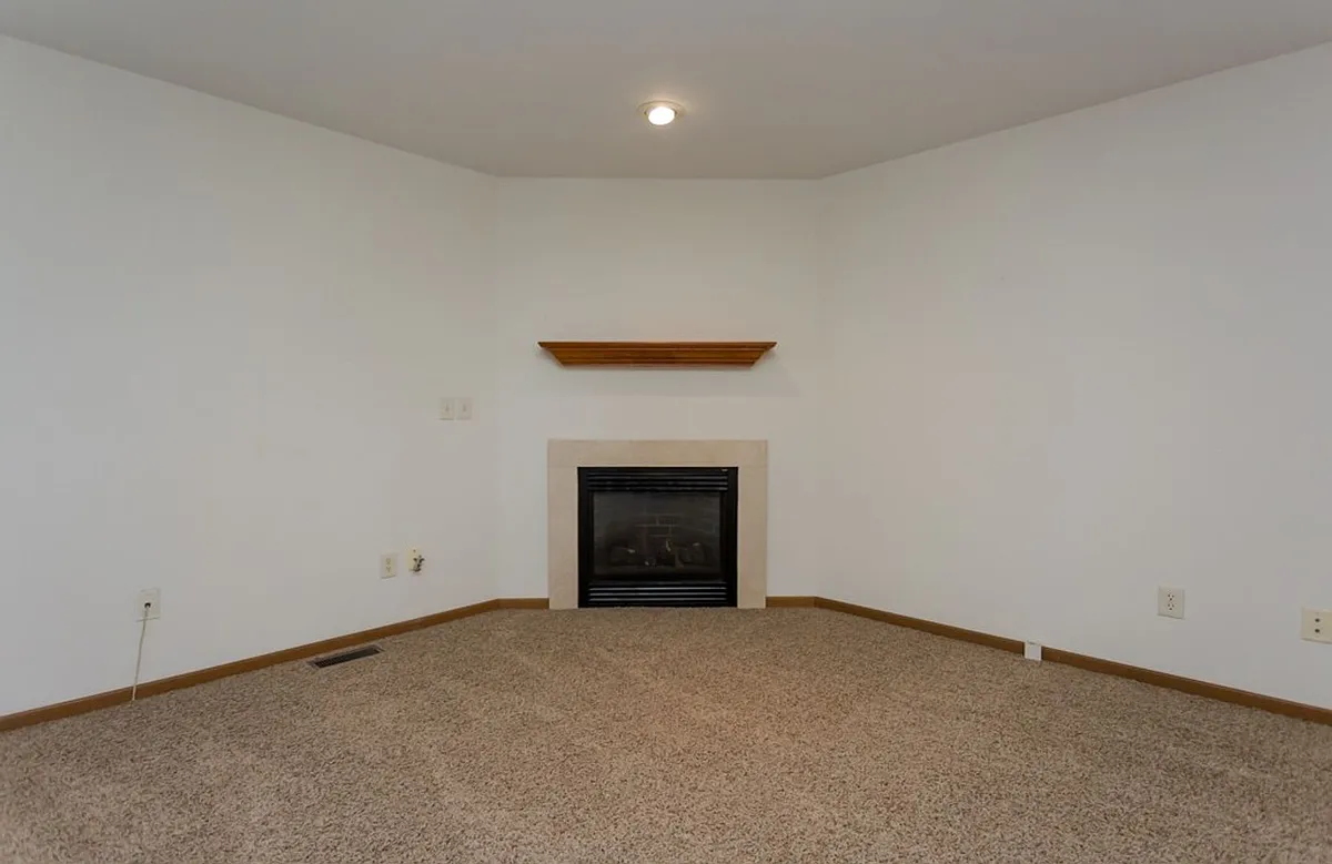 Building Photo - 1125-1137 Hilltop