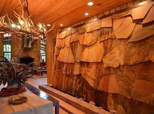 72 Jiles Dr, Clayton, GA 30525