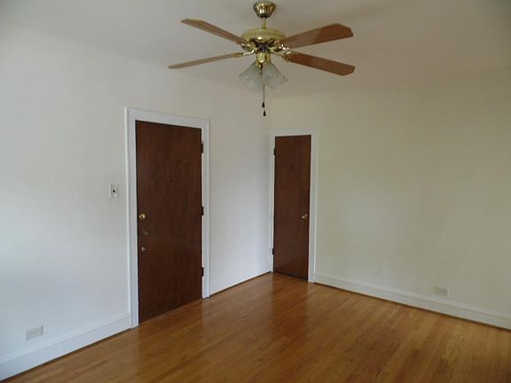 2nd image of 4311 W Sunnyside Ave