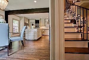 5th image of 1810 Mayflower Dr