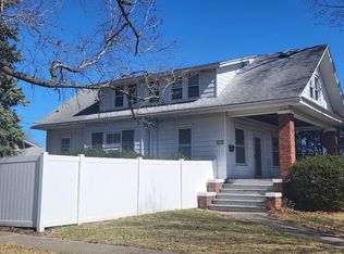913 Jefferson St, Galesburg, IL