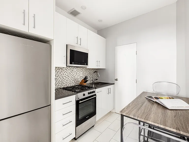 123 Guernsey St #2A — Photo 4