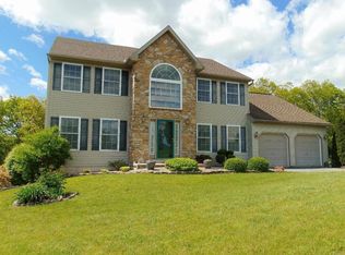 79 Kelsey Dr, Schuylkill Haven, PA 17972