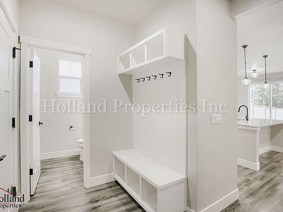 5th image of 4352 SE Lone Oak St