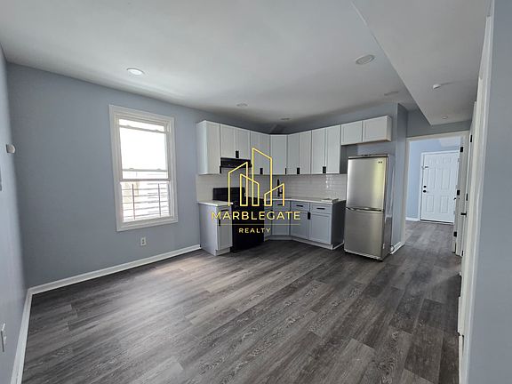 2nd image of 52 S 12th St #22