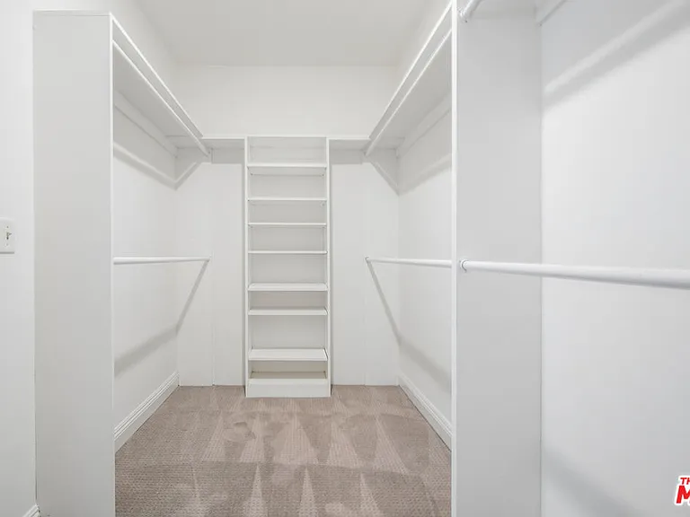 8865 Alden Dr #101 — Photo 17