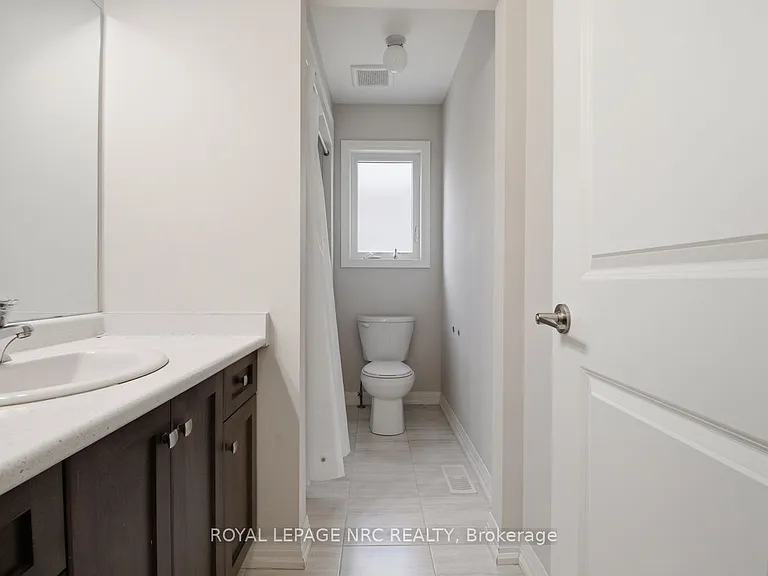 7437 Jonathan Dr — Photo 20