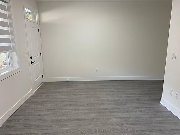 5th image of 33548 9th Ave