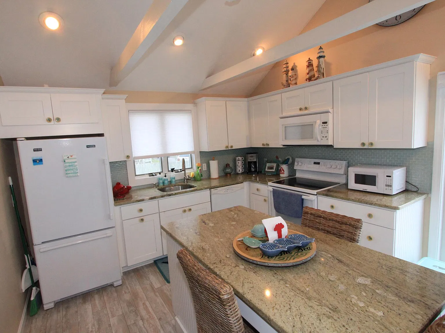 5 bed, 2655 sqft, $5,000 — Photo 4