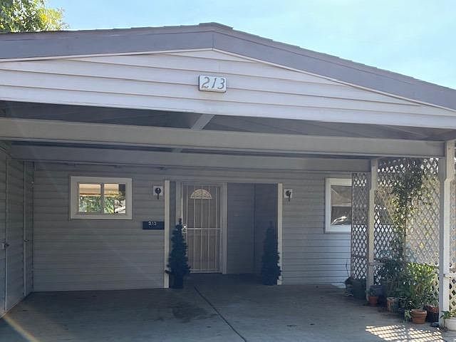 1st image of 213 6th St