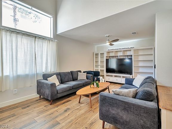 4th image of 9418 Coral Berry St