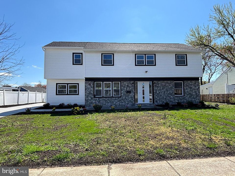 1st image of 16 Buckingham Rd