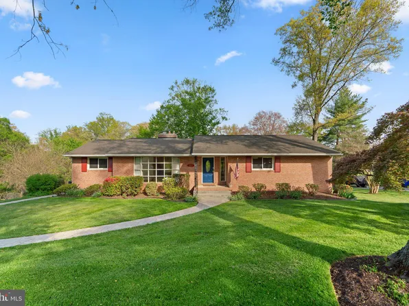 9063 Dunloggin Rd, Ellicott City, MD 21042